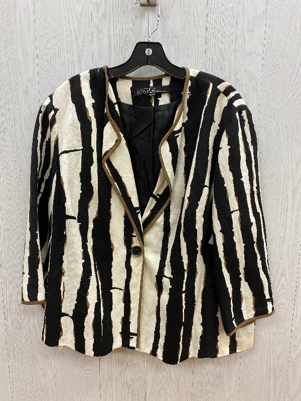 Bonus Savings Blazer By Kasper  Size: 20