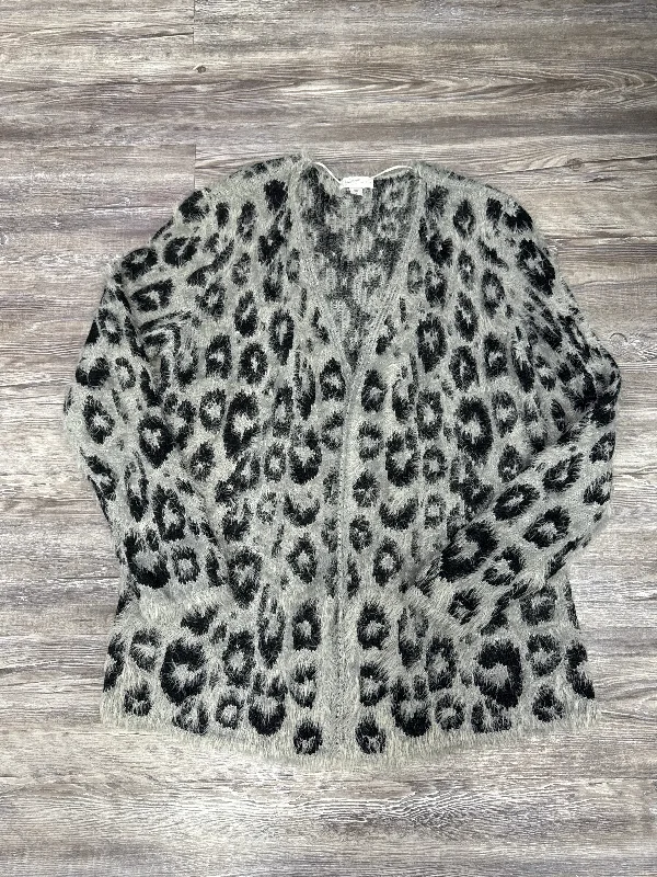 Sweater Cardigan By Jaclyn Smith In Animal Print, Size: Xl